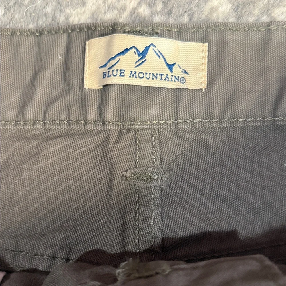 Men's Stylish Gray Chinos - Picture 2 of 4
